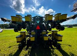 2004 John Deer 7300 Max-Emerge 3-Point Planter