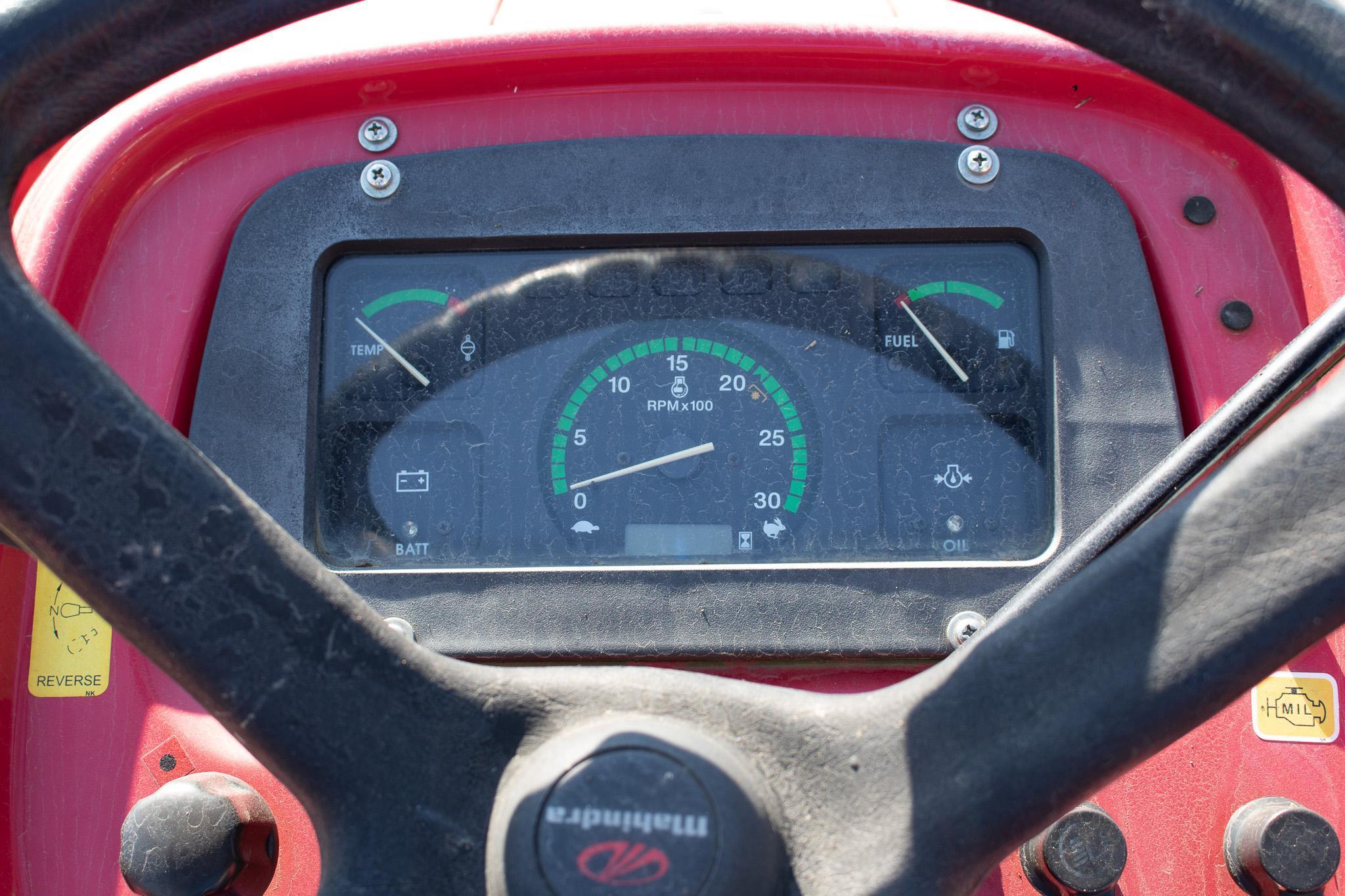 Mahindra 5555
