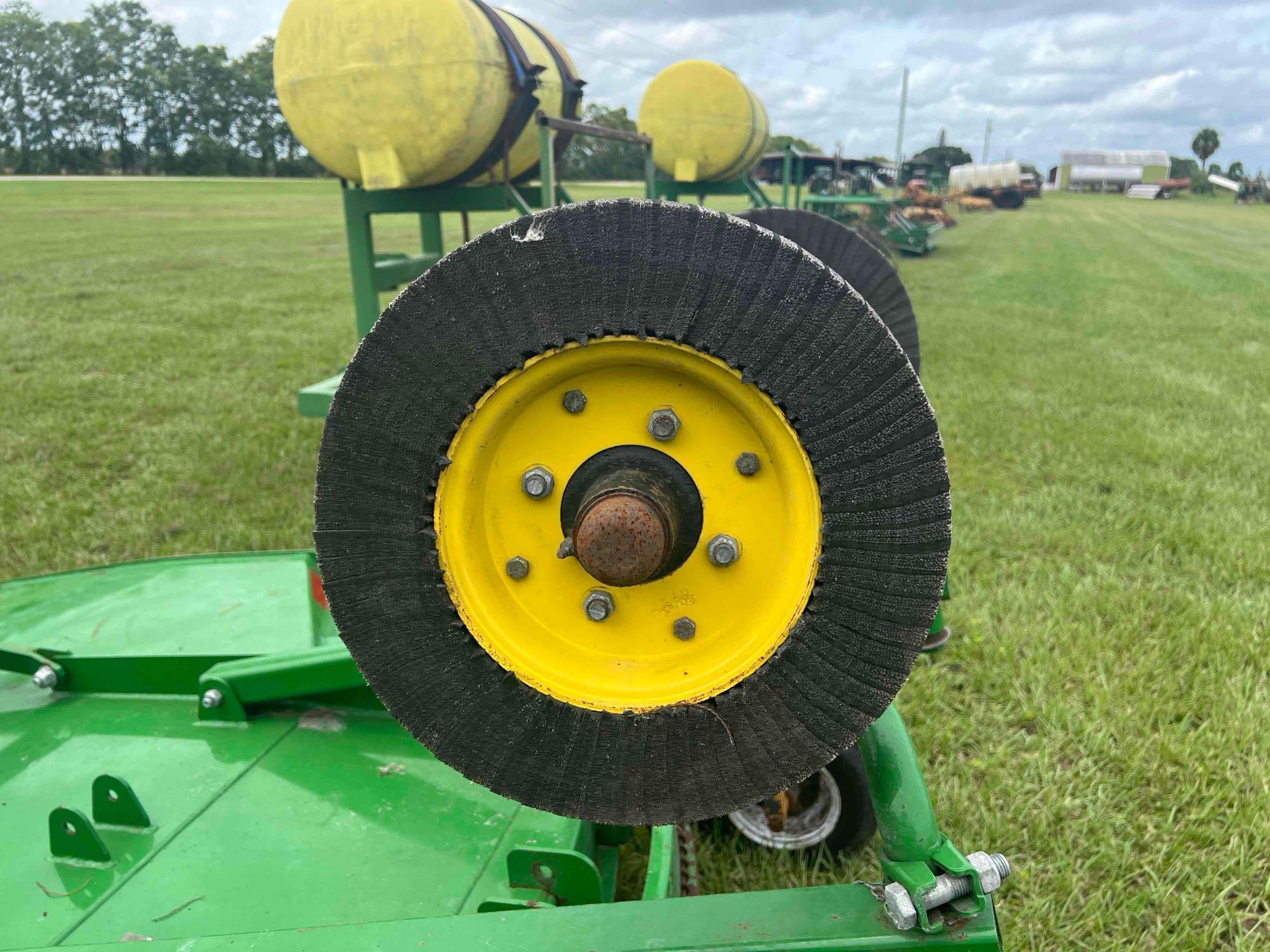 John Deere MX7 Mower