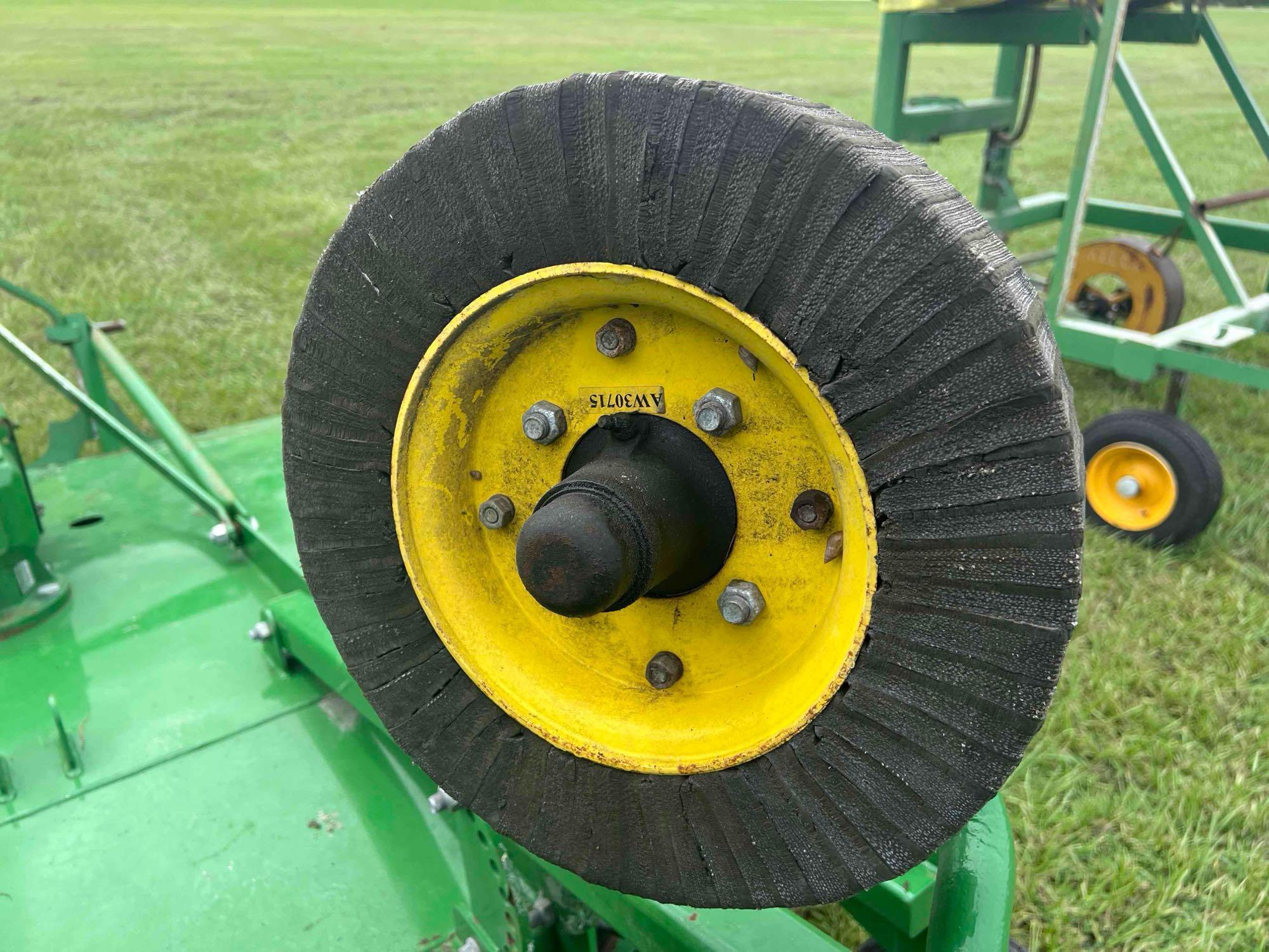 John Deere MX7 Mower