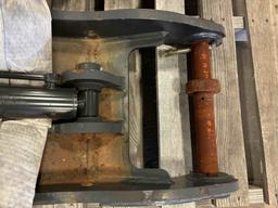 Sany SY50 MP Hydraulic Thumb