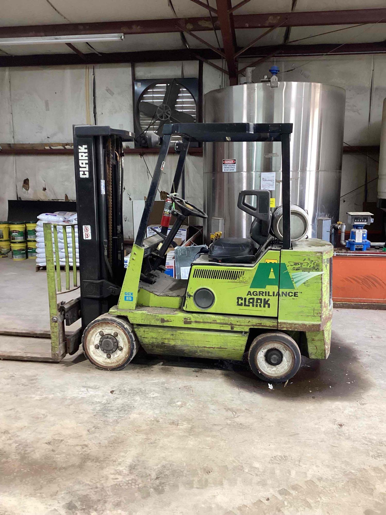 Clark Forklift