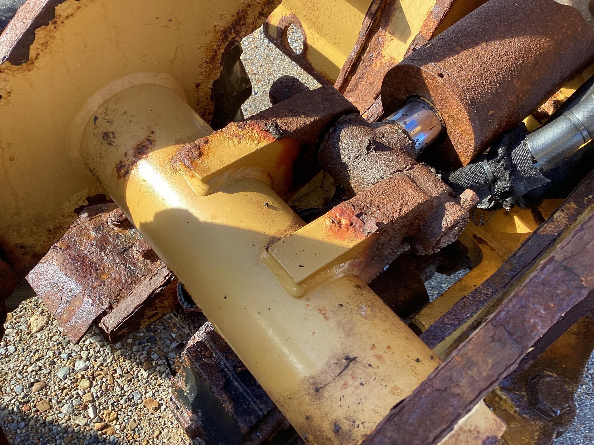 NMC 2850 Loader