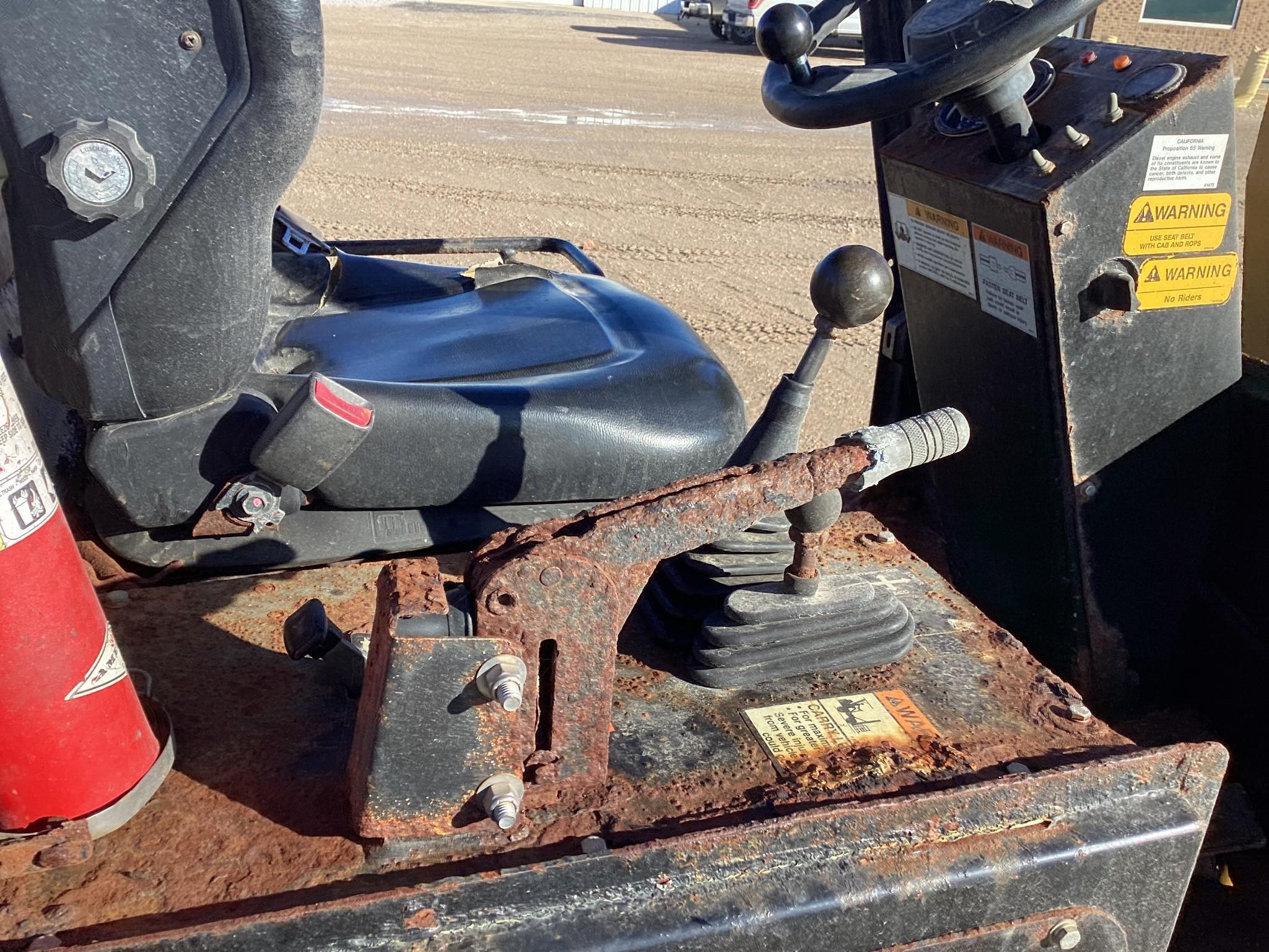 NMC 2850 Loader