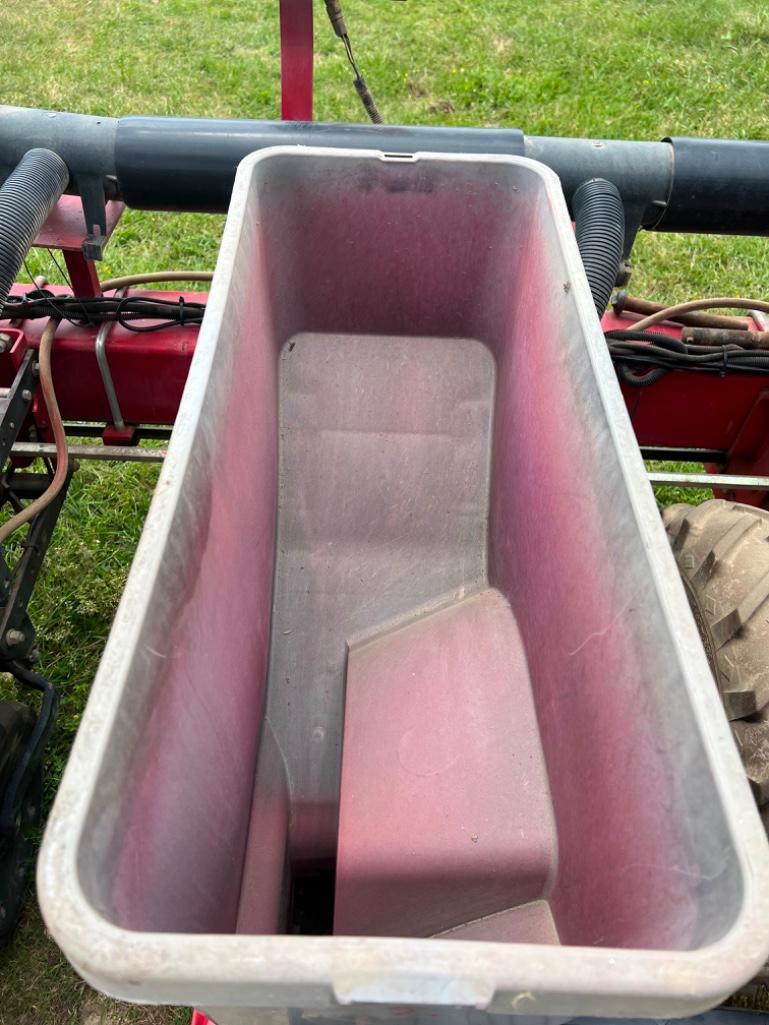 Case 1200 3-Point 6 Row Planter