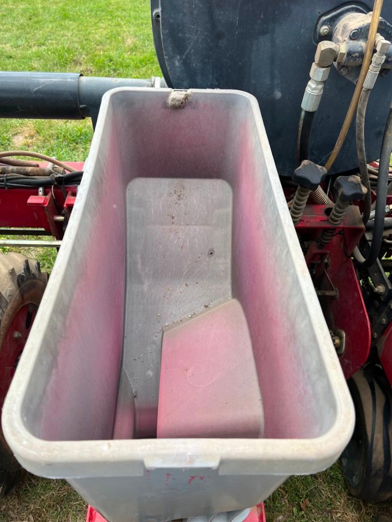 Case 1200 3-Point 6 Row Planter