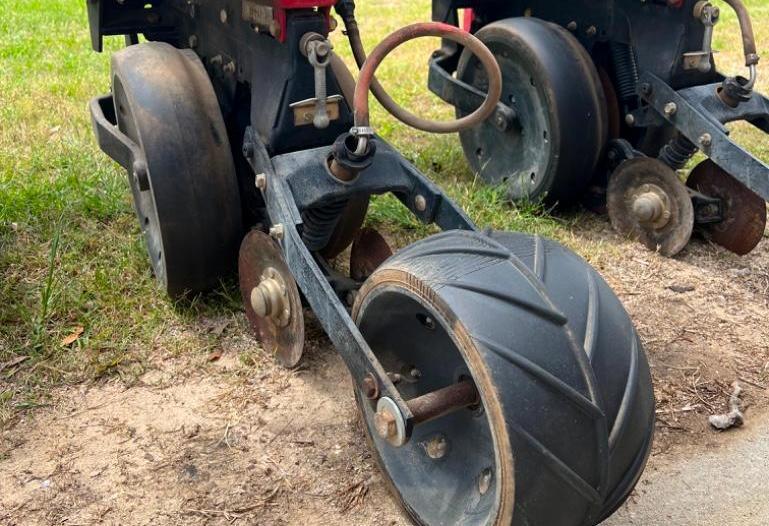 Case 1200 3-Point 6 Row Planter