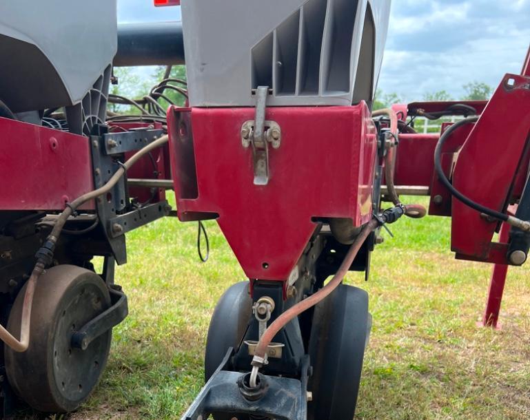 Case 1200 3-Point 6 Row Planter