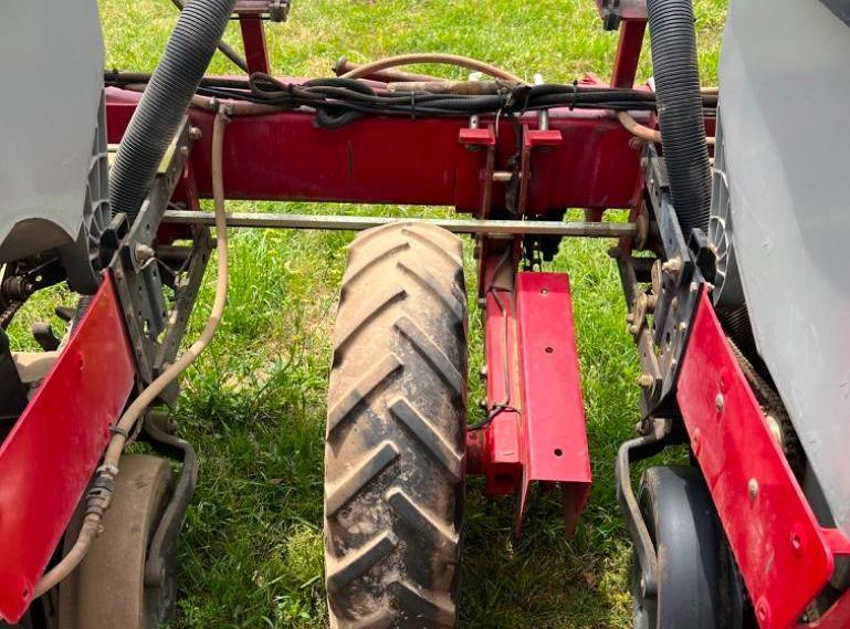 Case 1200 3-Point 6 Row Planter