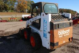 Bobcat 735 Wheeled Skidsteer