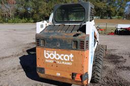 Bobcat 735 Wheeled Skidsteer