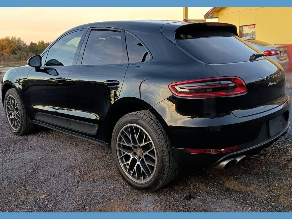 2015 Porsche Macan