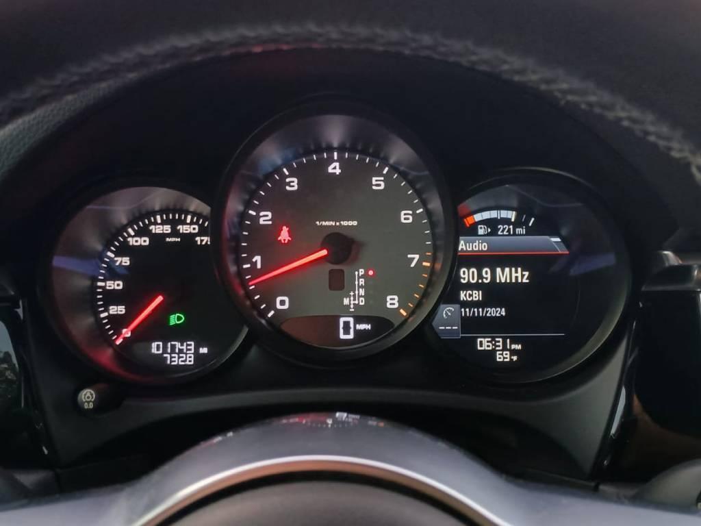2015 Porsche Macan