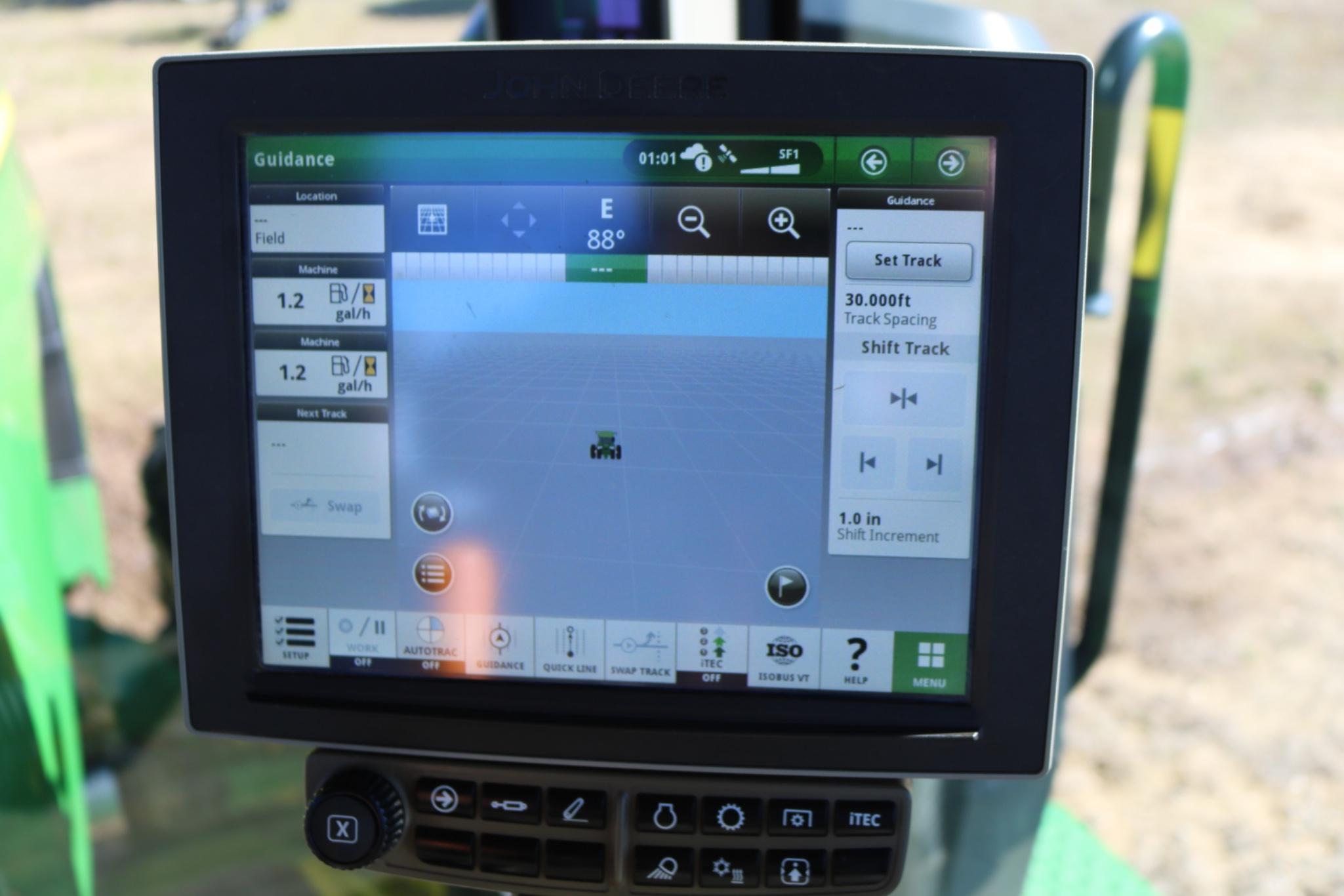 2022 John Deere 8R 370