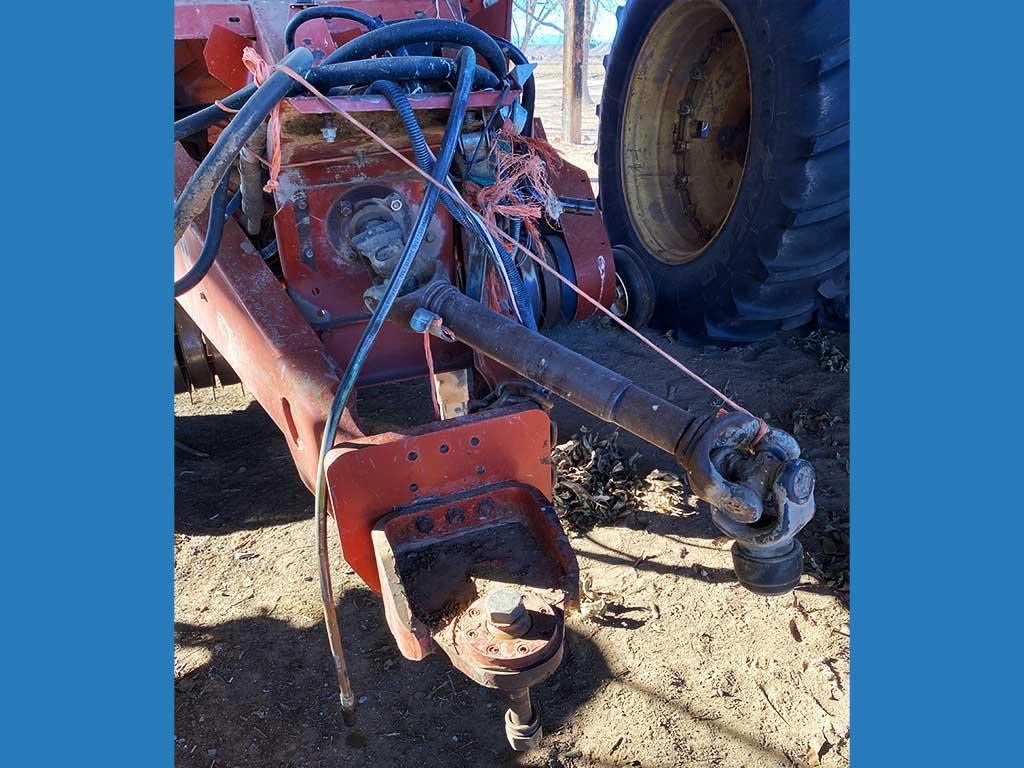 Hesston 4910 Baler