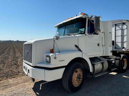1996 Volvo Day Cab