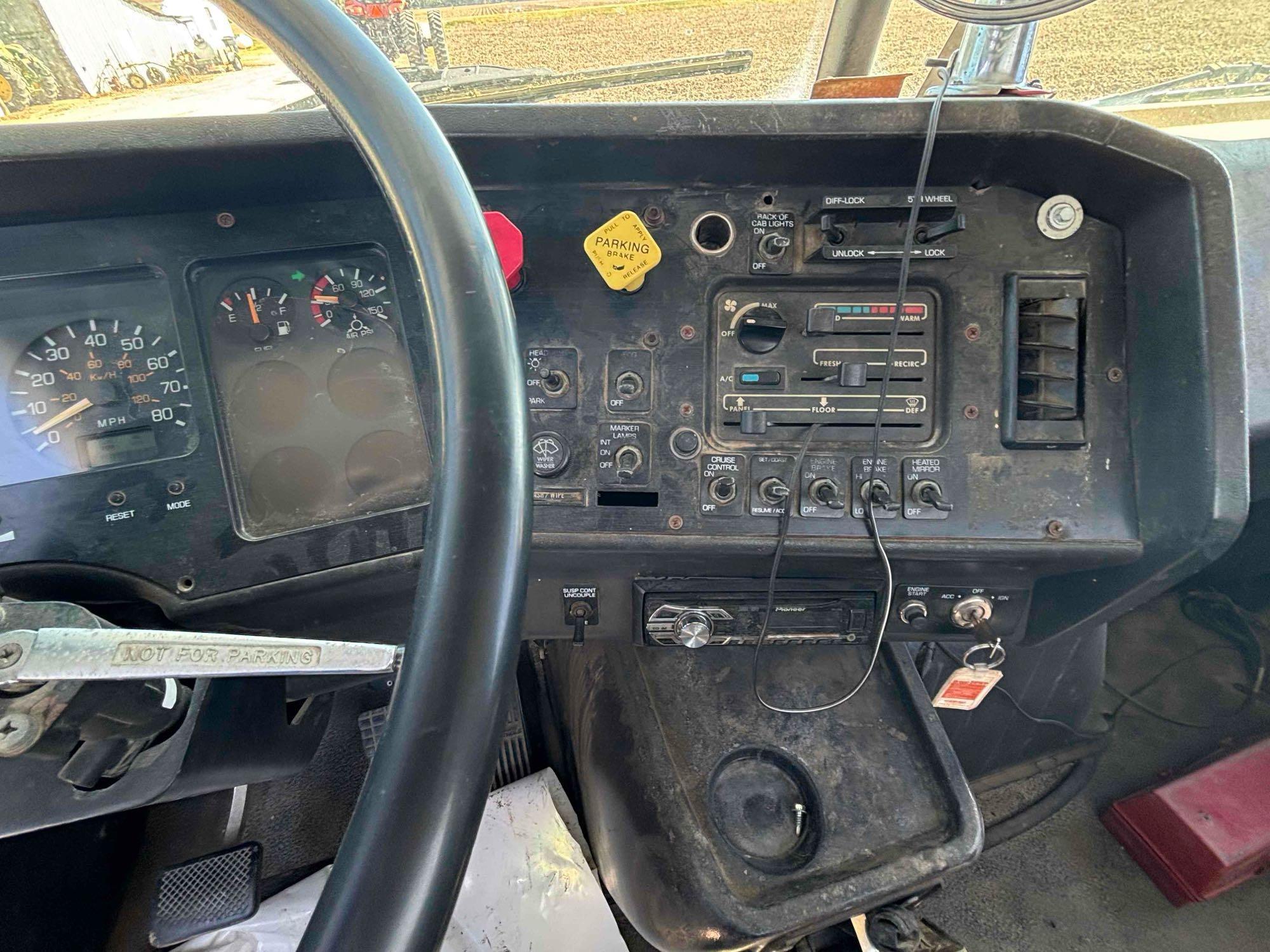 1996 Volvo Day Cab