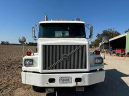 1996 Volvo Day Cab