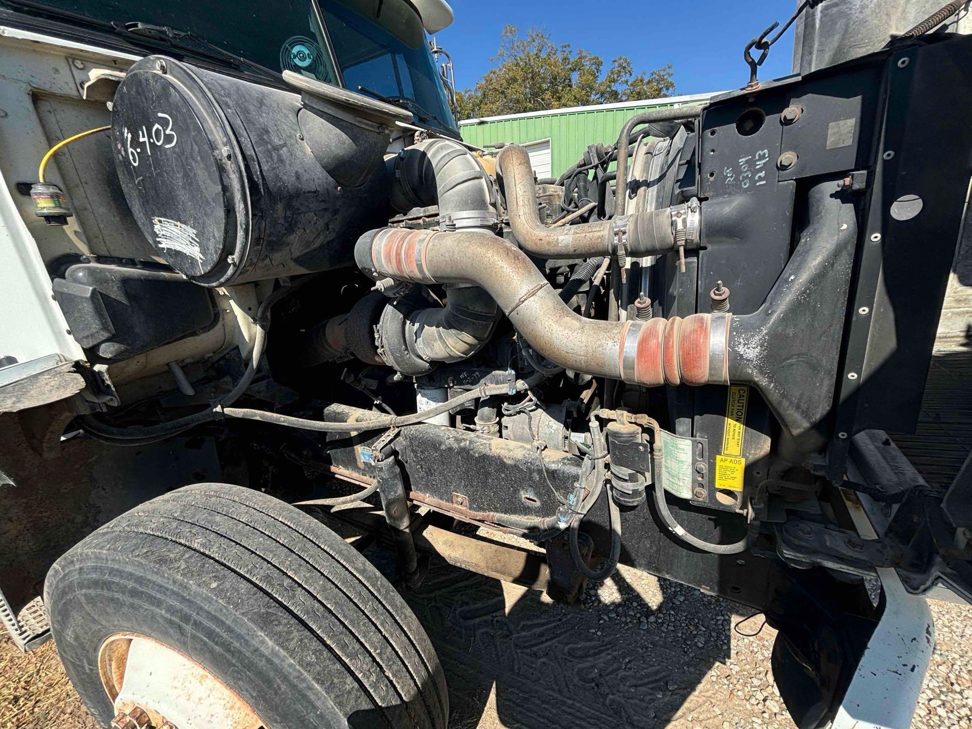 1996 Volvo Day Cab