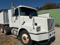 1996 Volvo Day Cab