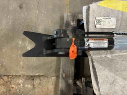 Sany SY50 MP Hydraulic Thumb