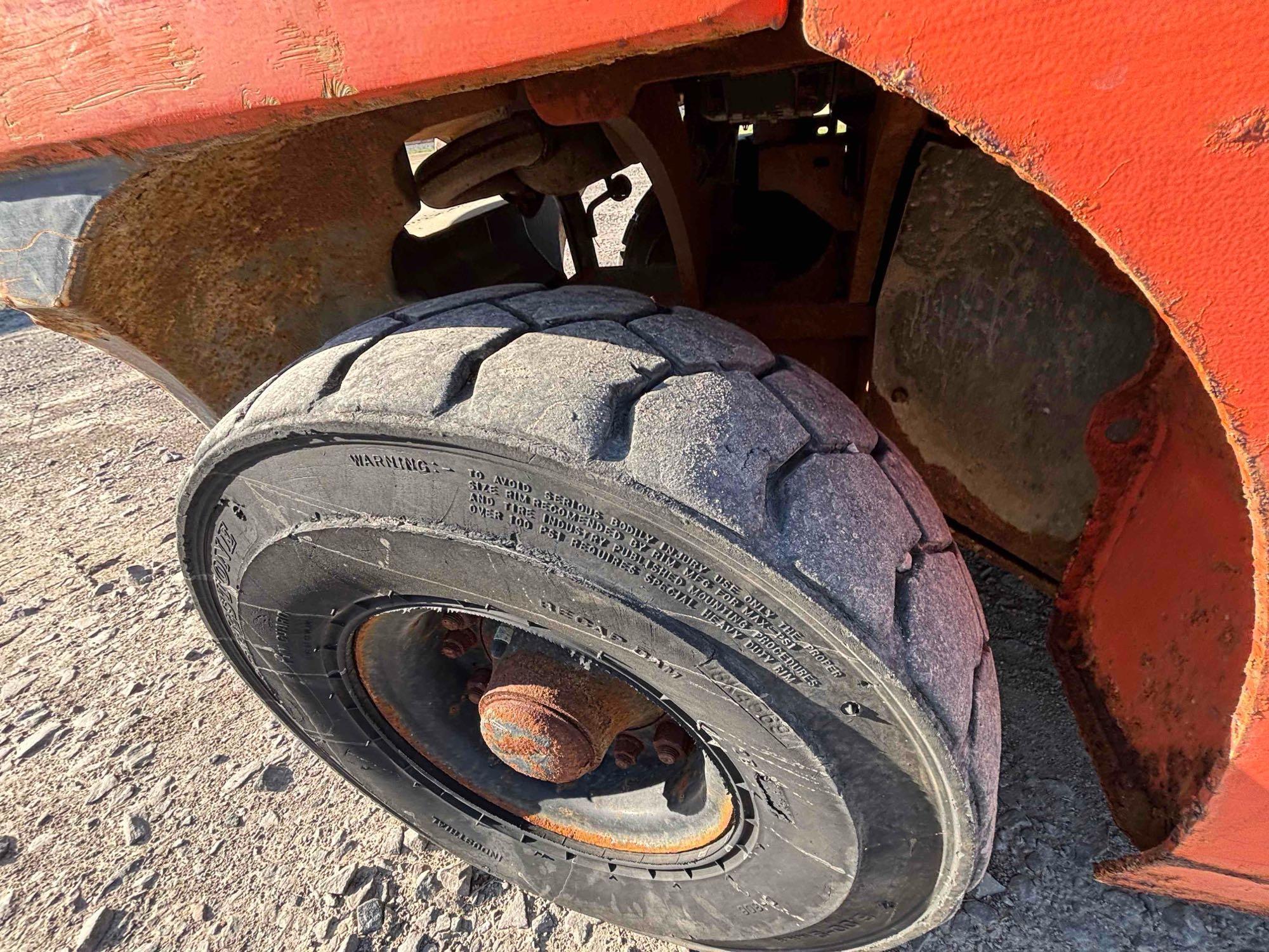 Toyota Three Stage Forklift with side shift