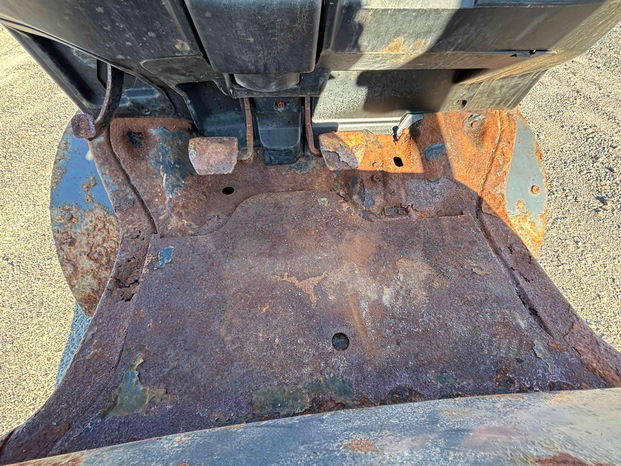 Toyota Three Stage Forklift with side shift
