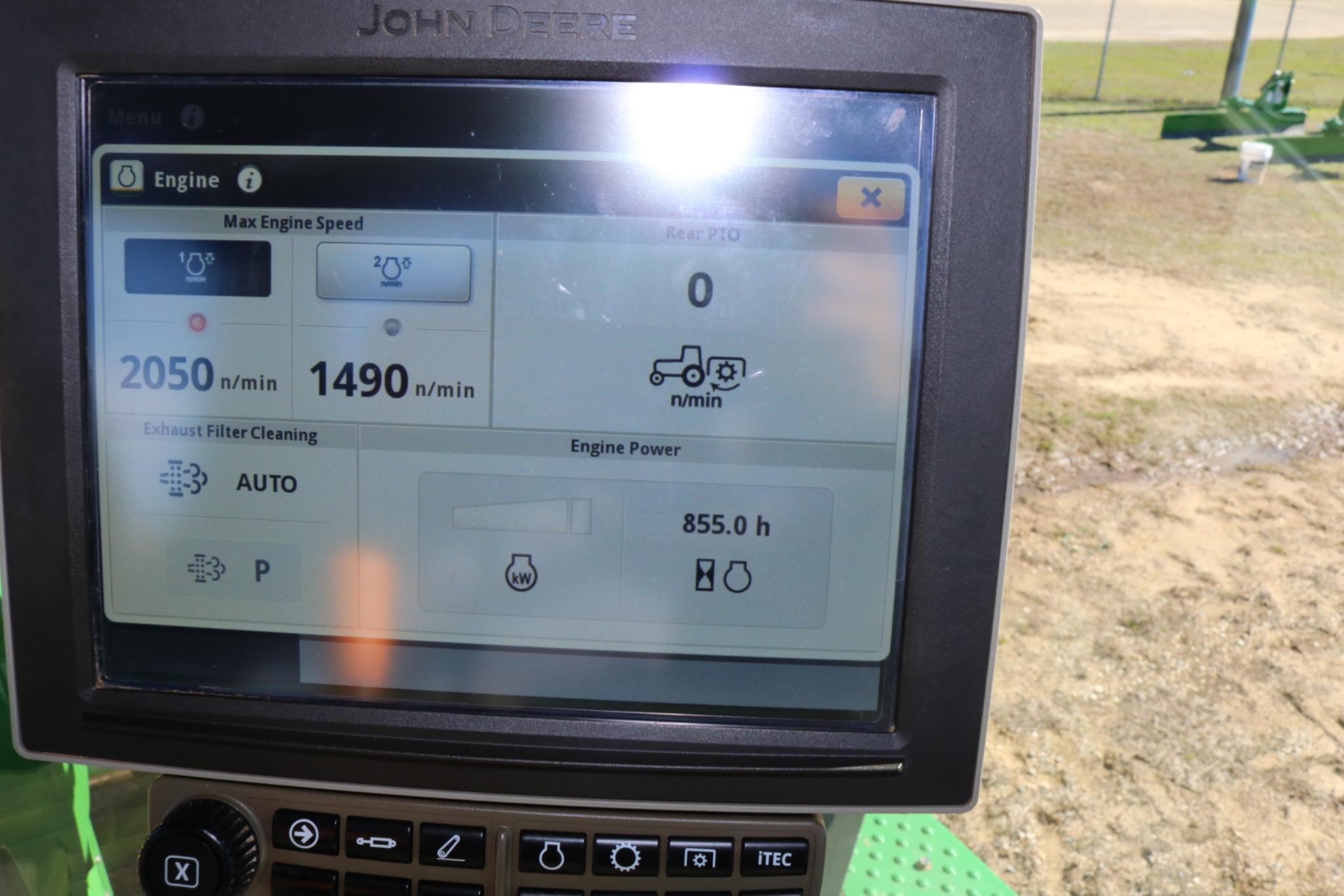 2022 John Deere 8R 370