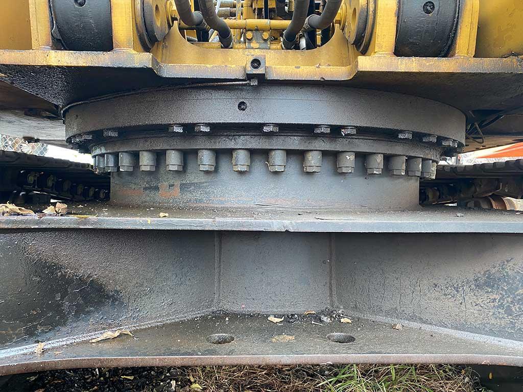 Caterpillar 325C Excavator