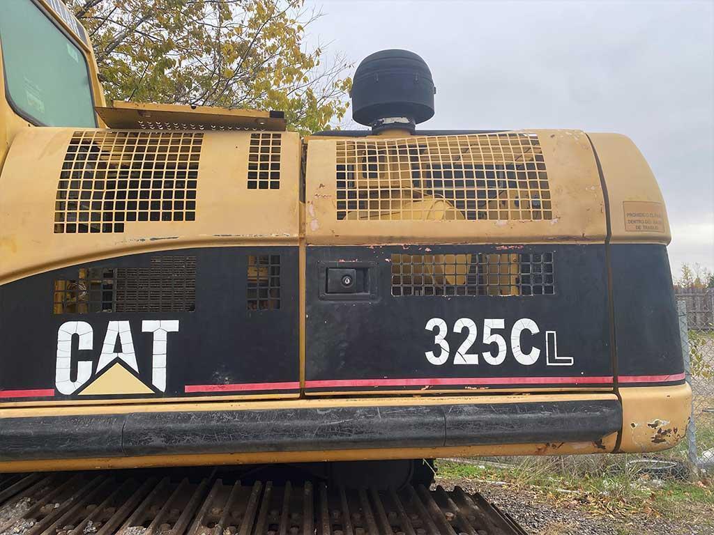 Caterpillar 325C Excavator