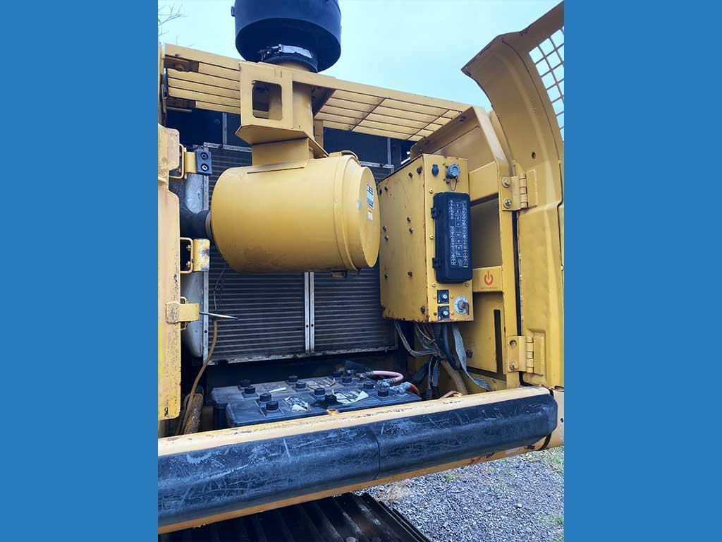 Caterpillar 325C Excavator