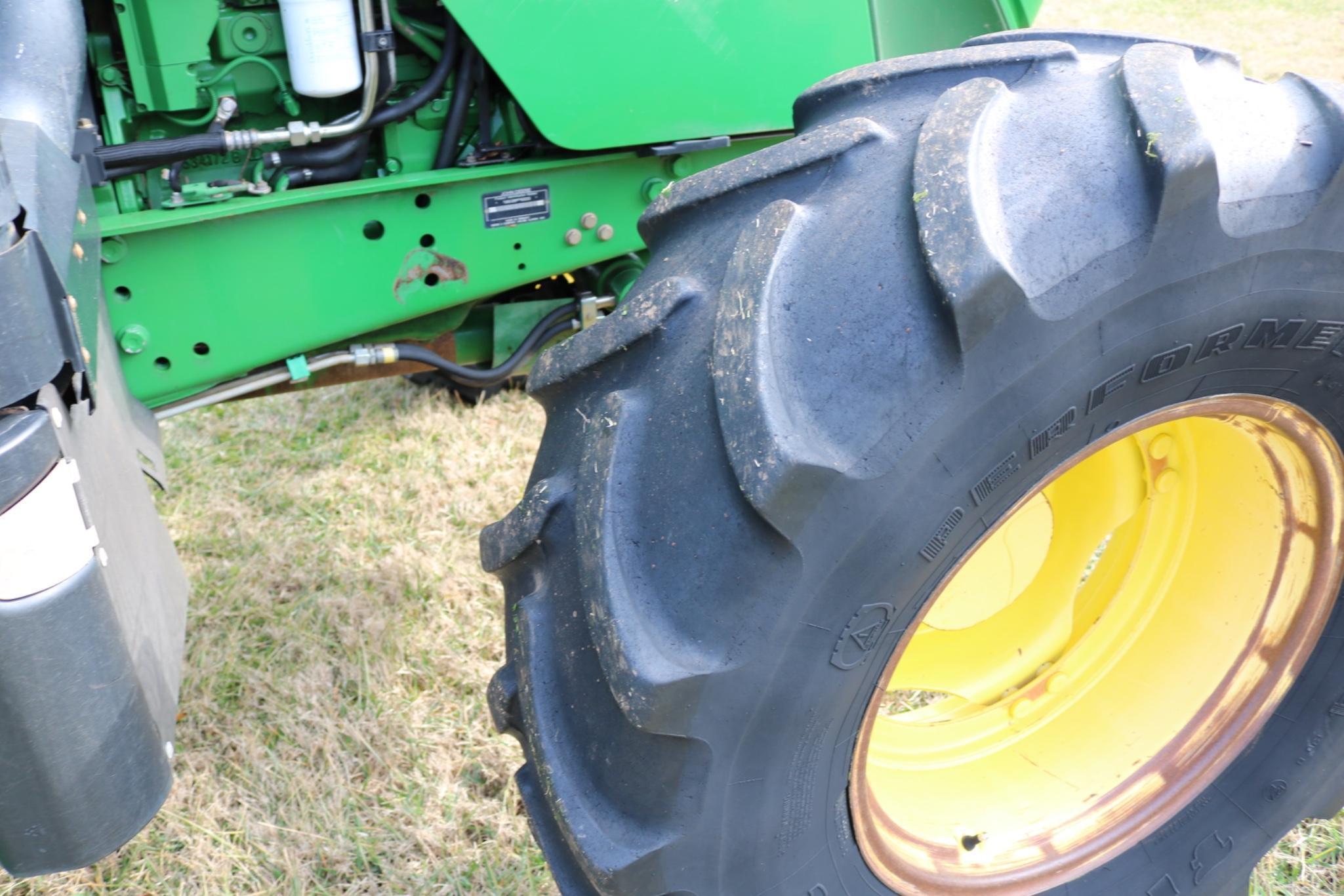 2015 John Deere 6115M