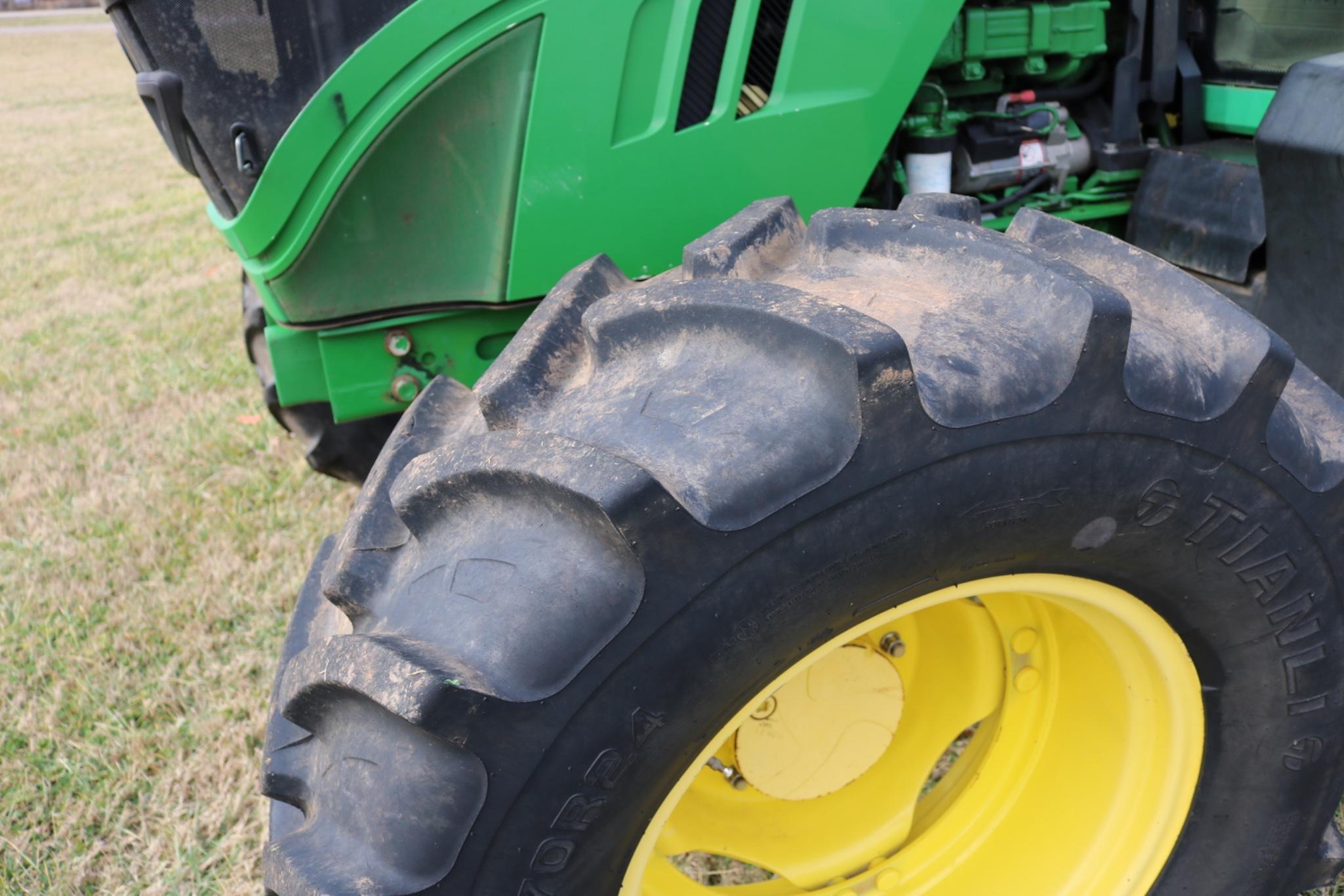 2015 John Deere 6115M