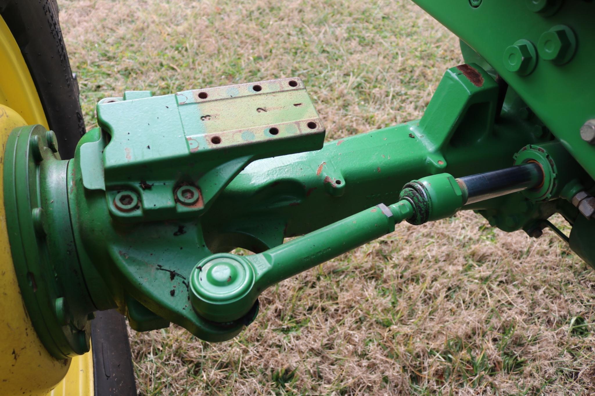 2015 John Deere 6115M