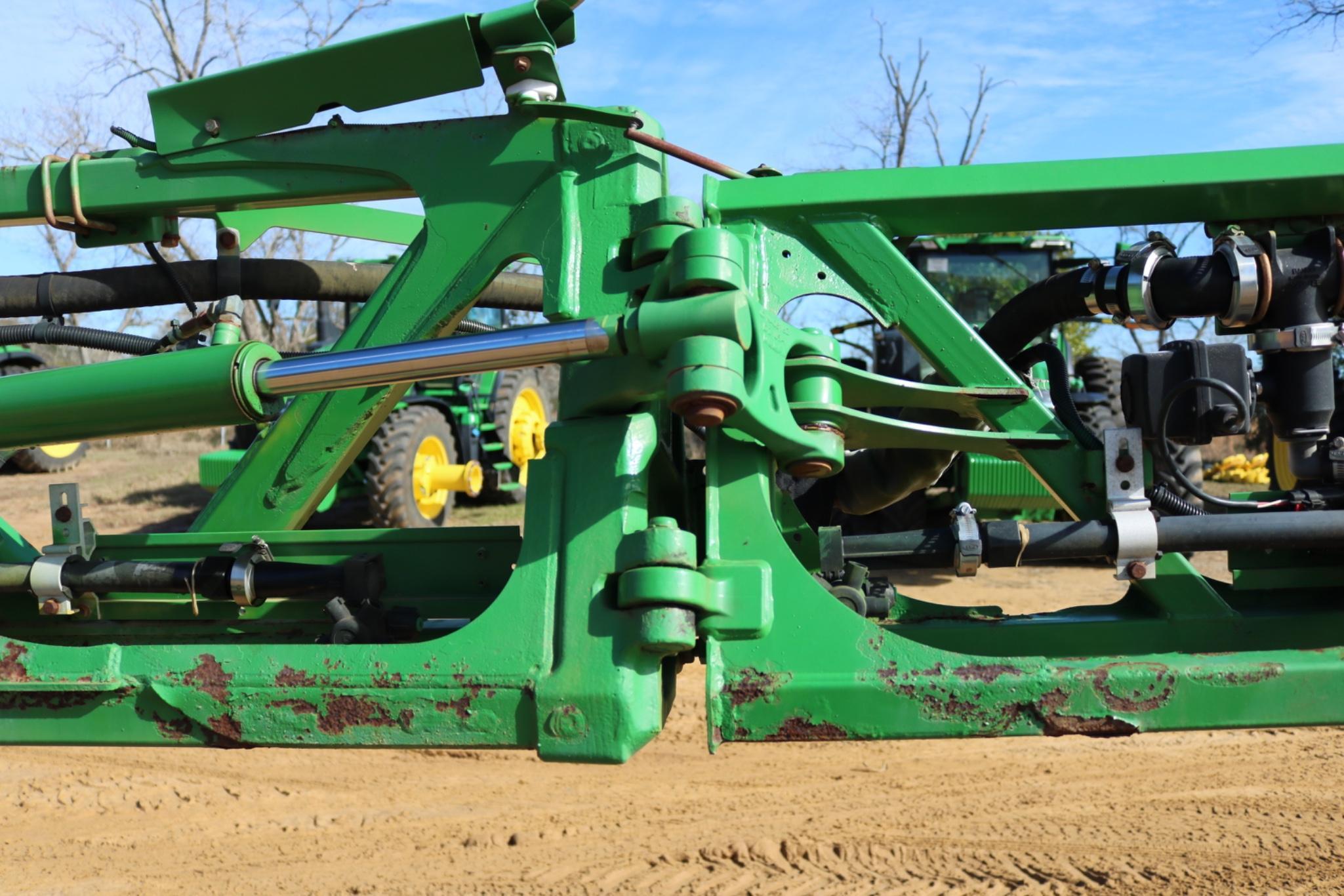 2016 John Deere R4030 Self Propelled Sprayer