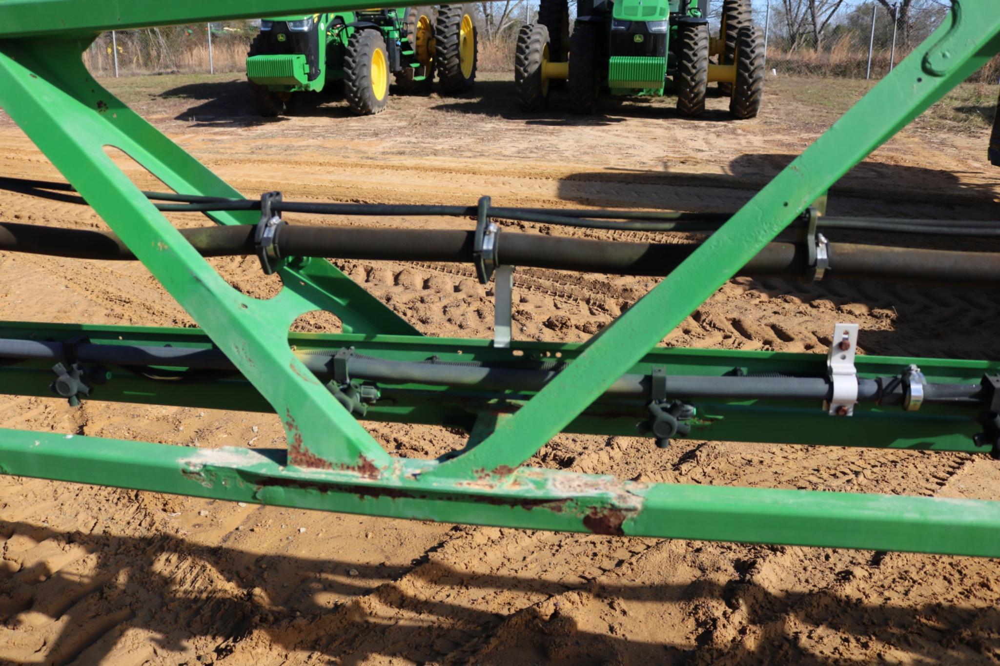 2016 John Deere R4030 Self Propelled Sprayer