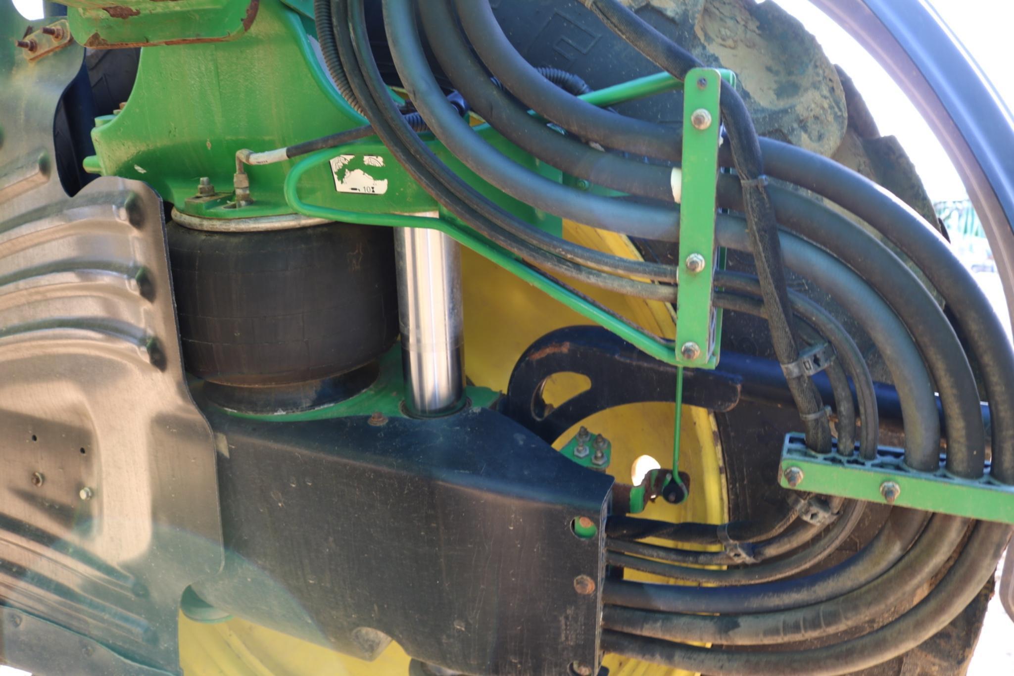 2016 John Deere R4030 Self Propelled Sprayer