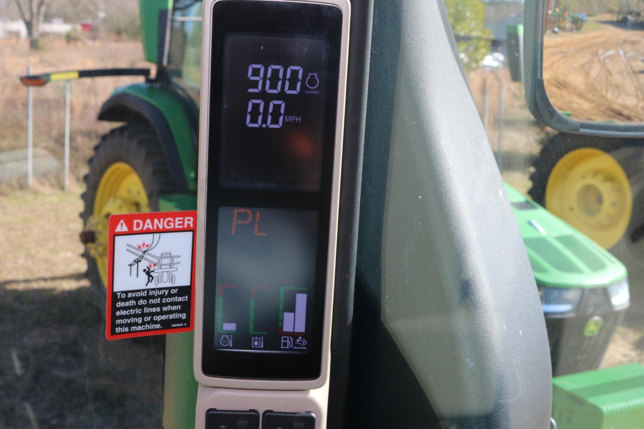 2016 John Deere R4030 Self Propelled Sprayer