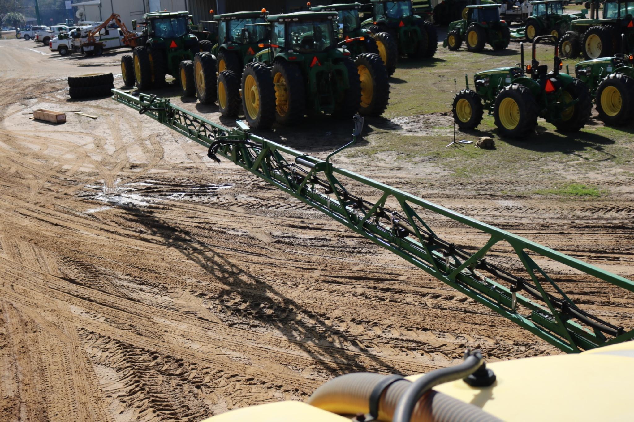 2016 John Deere R4030 Self Propelled Sprayer