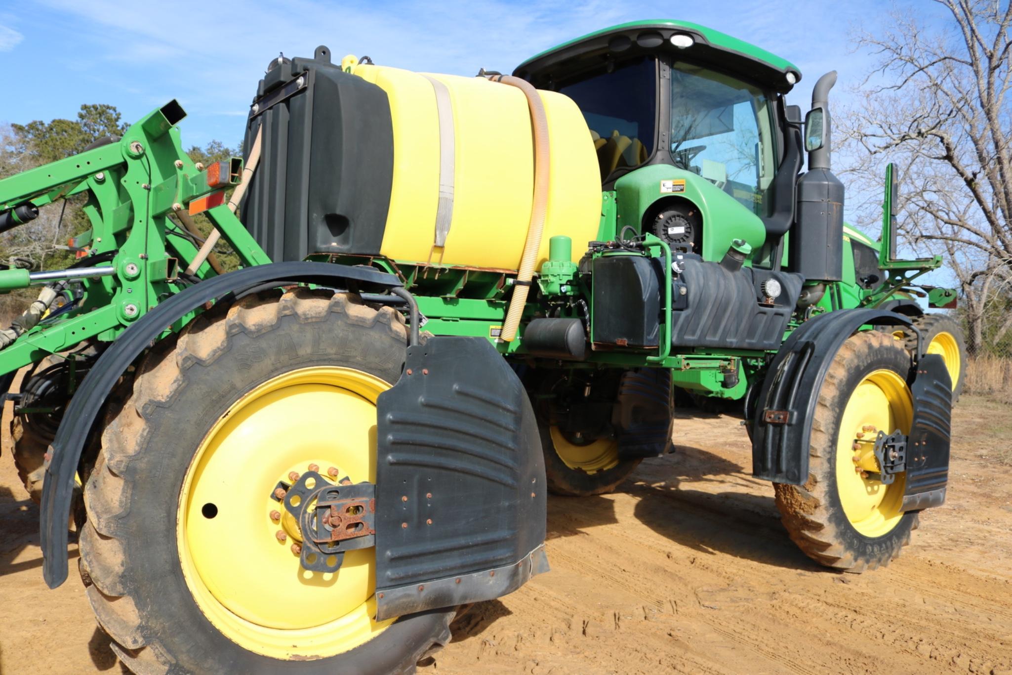 2016 John Deere R4030 Self Propelled Sprayer