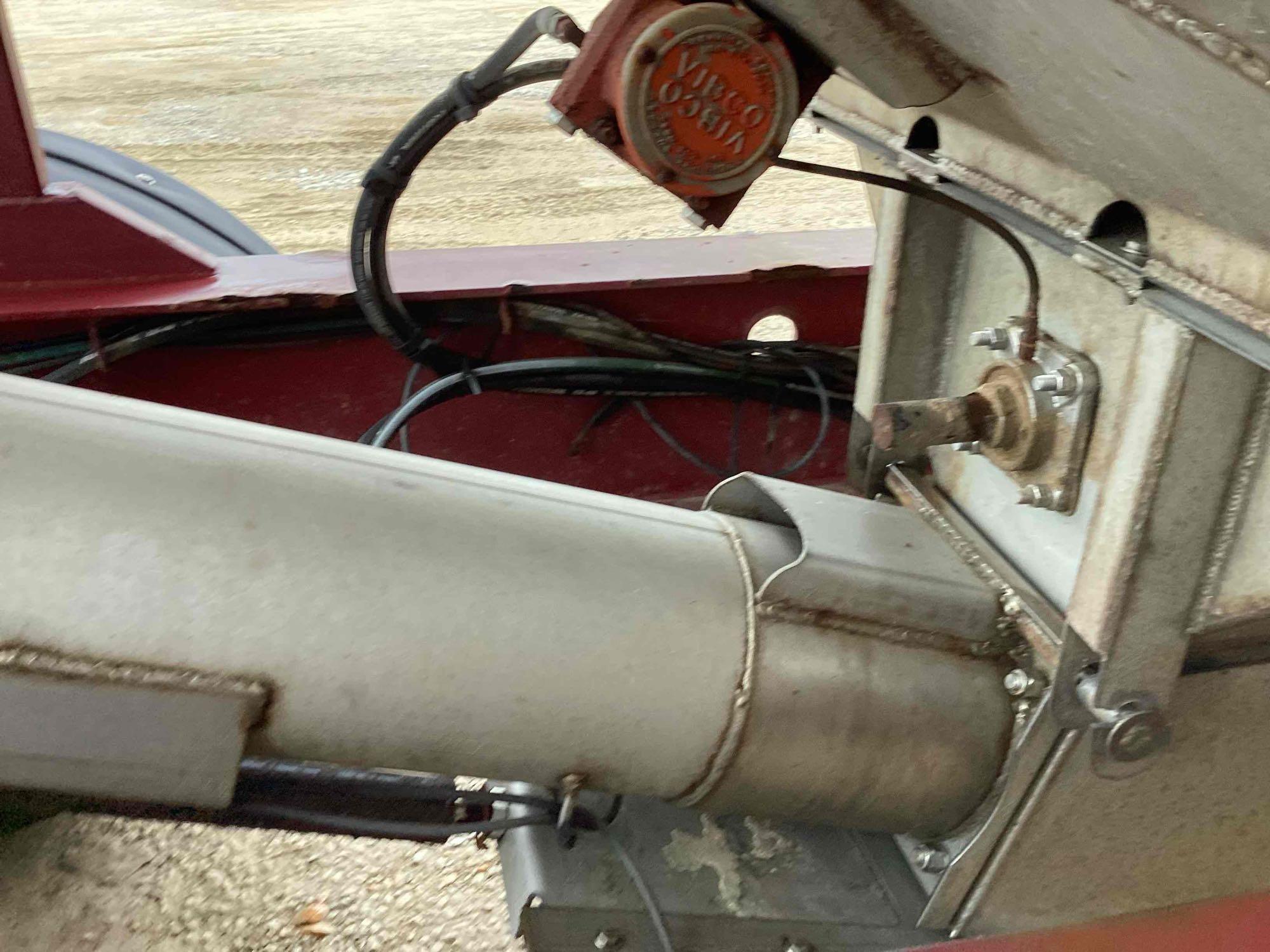 2013 Hays LT1 Tender Trailer