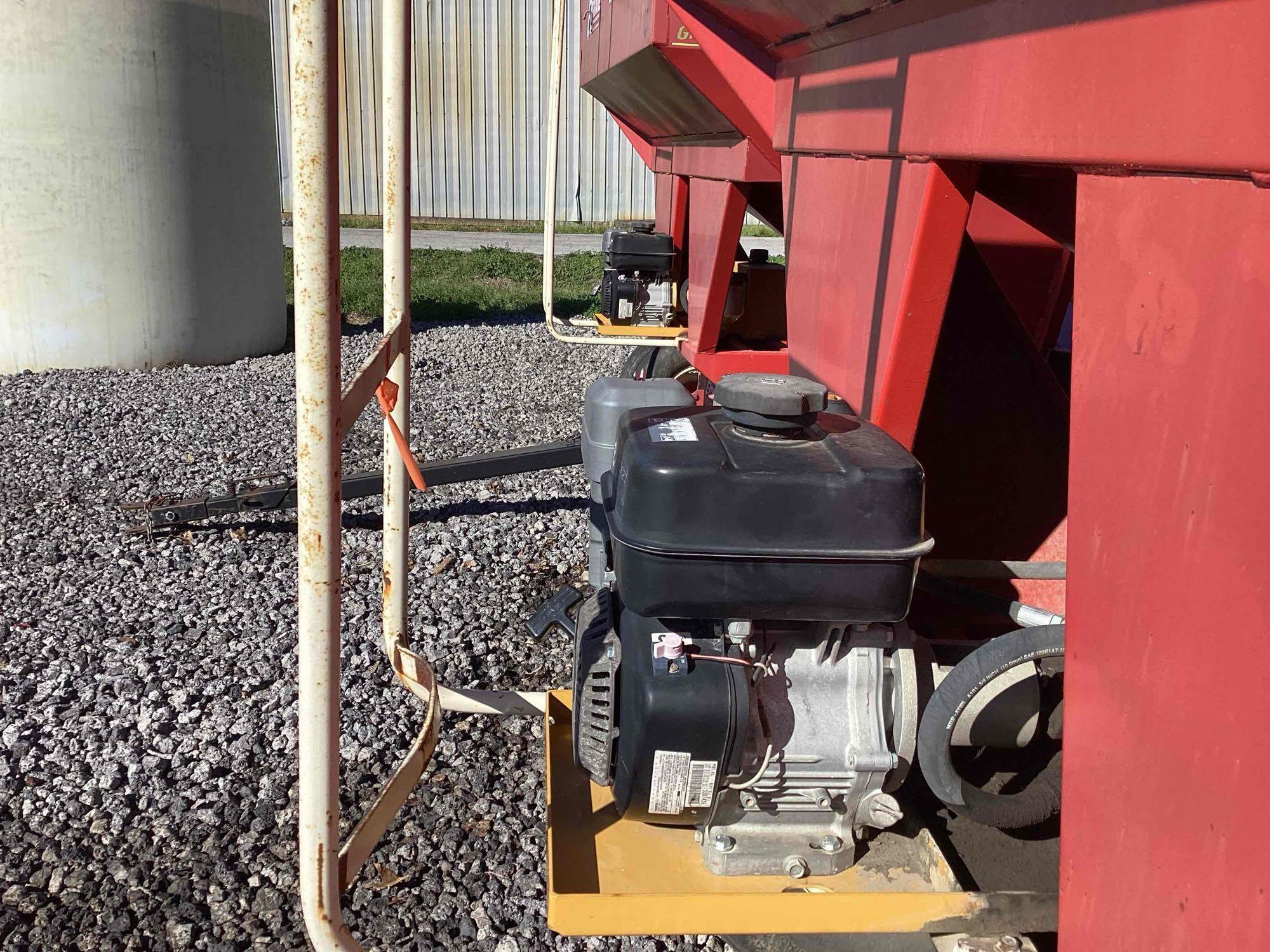 E-Z Trail 3400 Gravity Wagon with Honda EX27 9HP Gas Engine