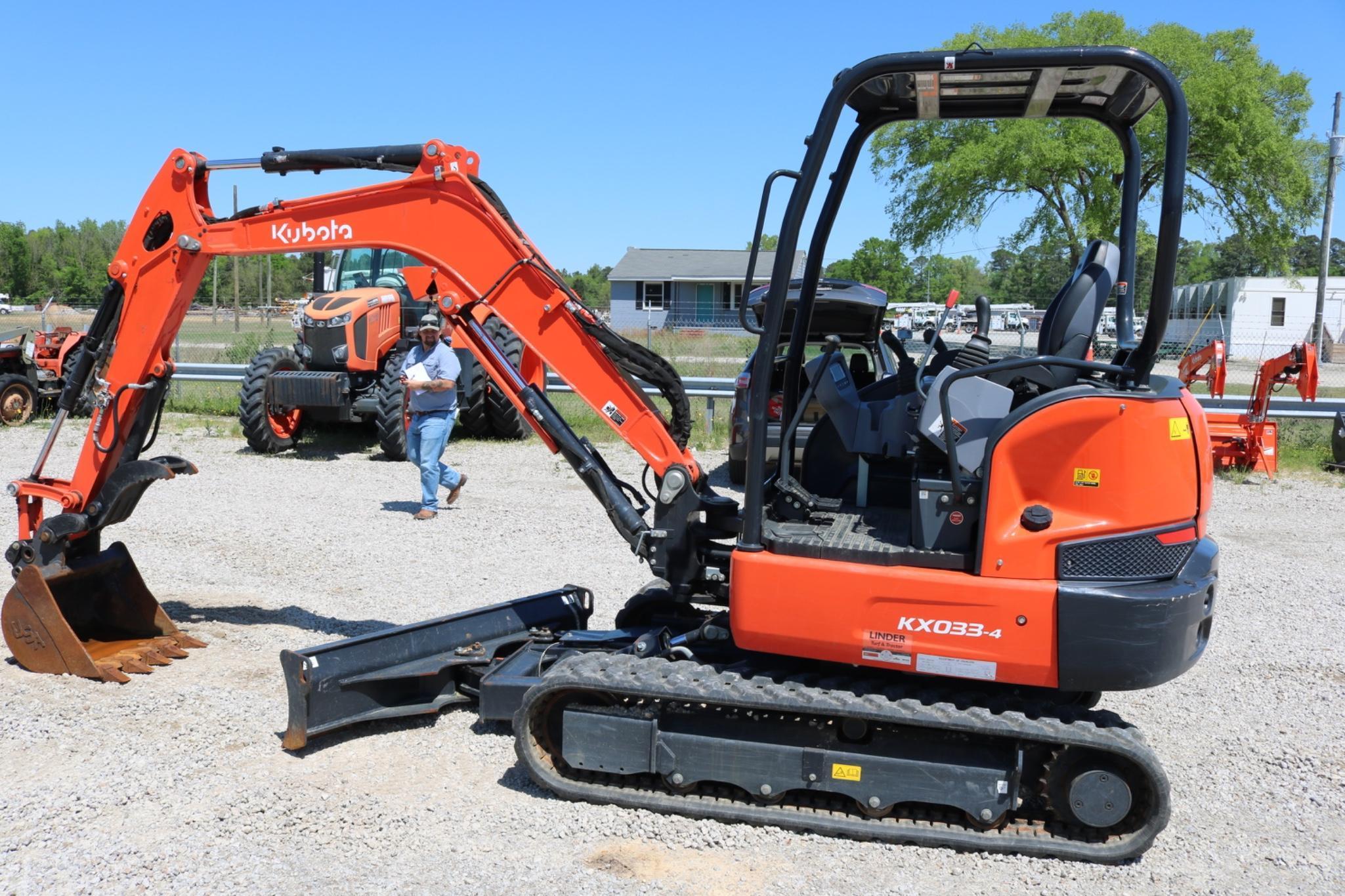 2023 Kubota KX033-4 Mini Excavator  Only 98 Hours