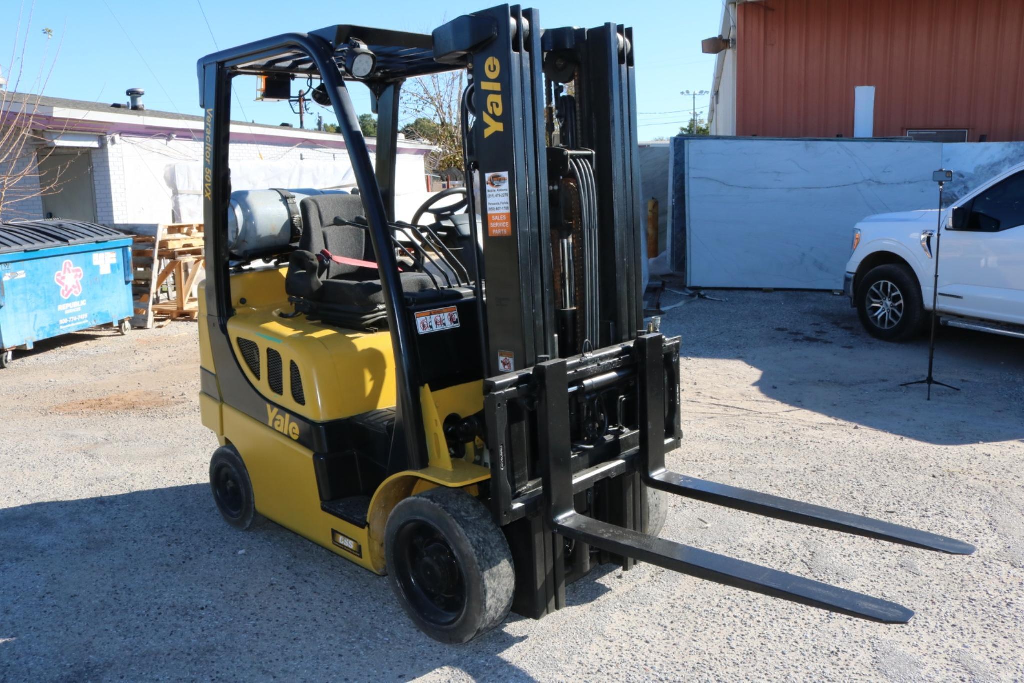 2017 Yale GLC050VX 3,500 lb LPG Forklift  Powershift, Aux Hydraulics