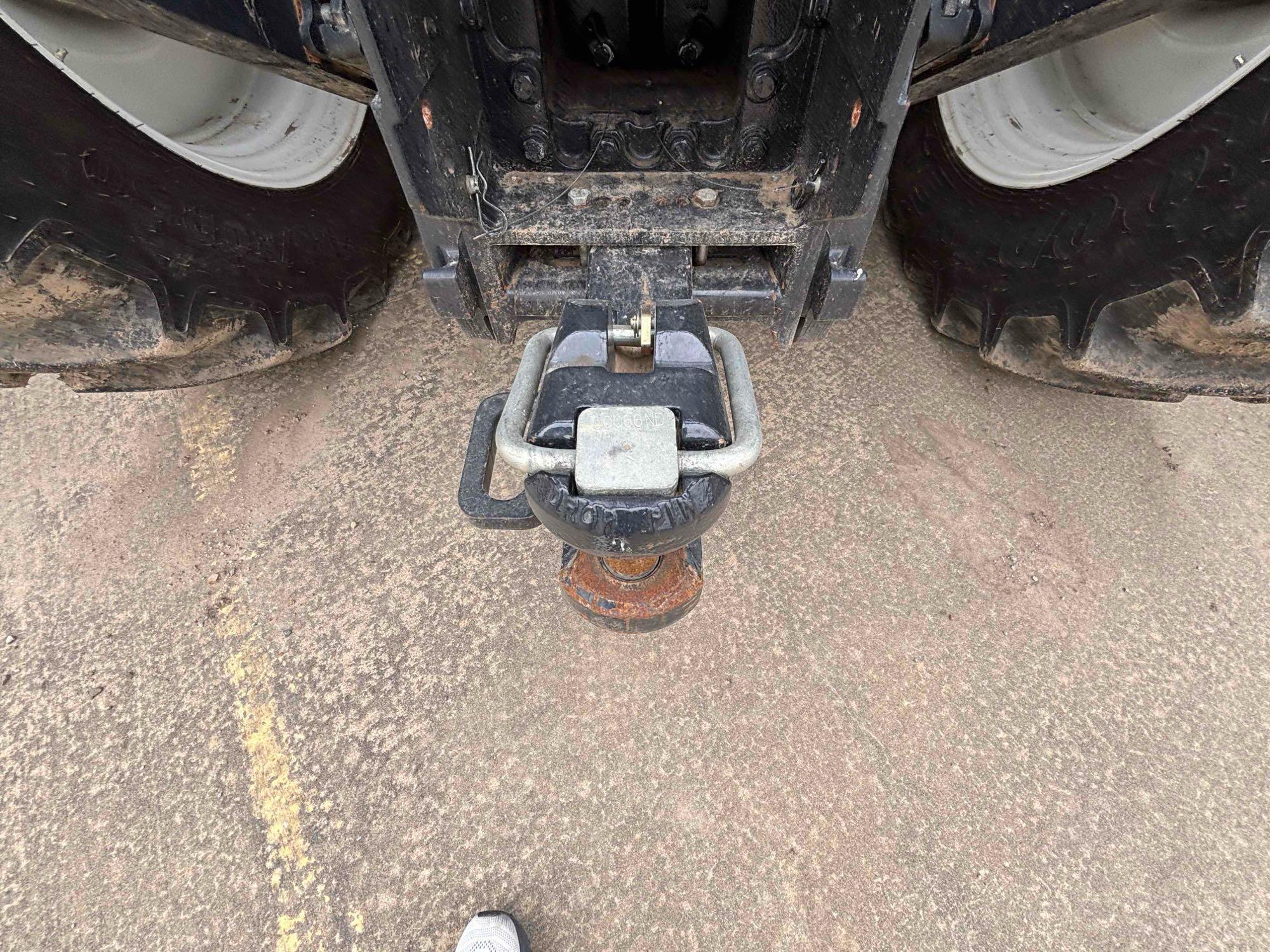 2023 New Holland T8.410 PowerShift  GPS Ready, Ultra Low Hours, Fully Loaded!