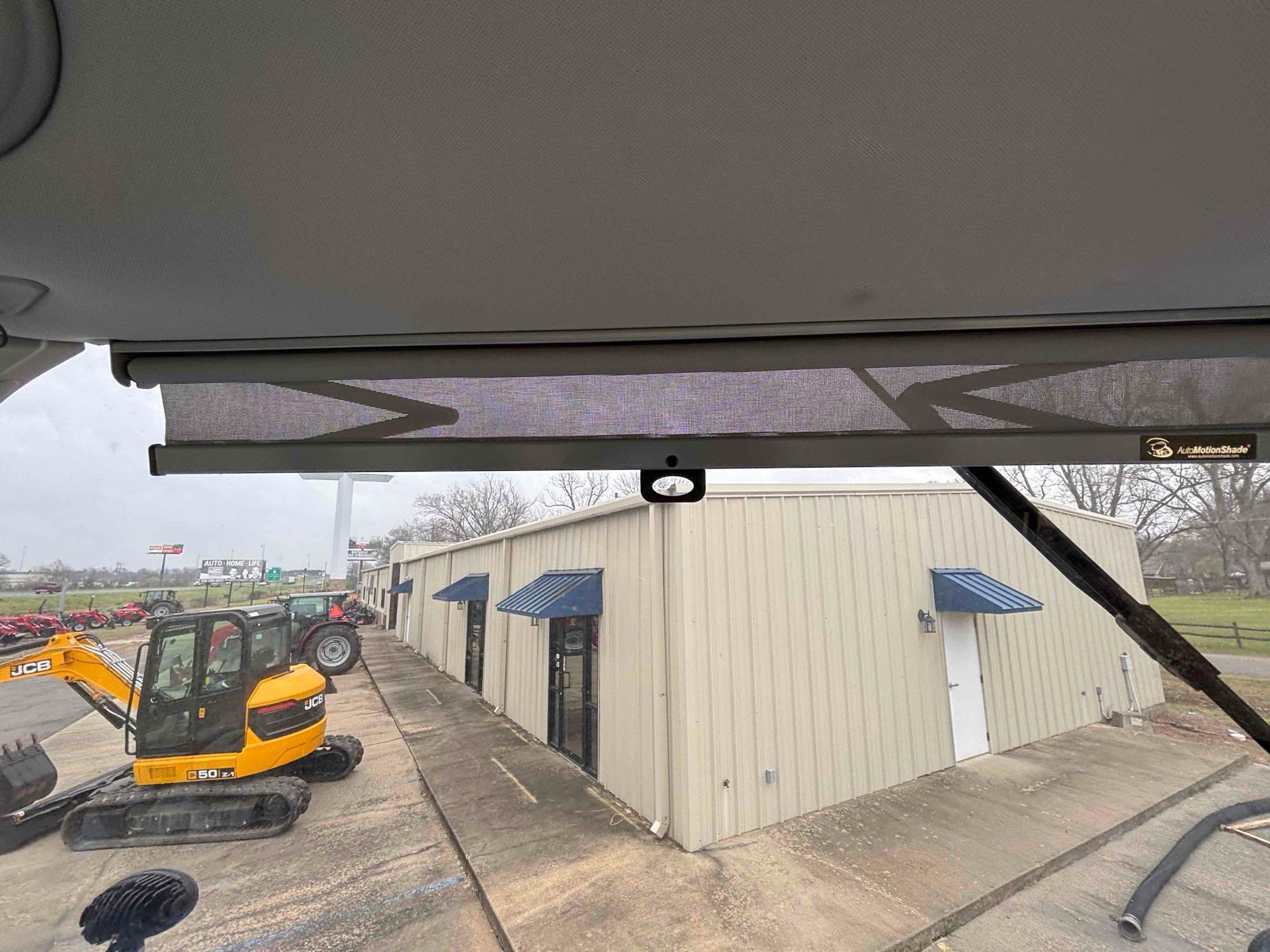 2023 New Holland T8.410 PowerShift  GPS Ready, Ultra Low Hours, Fully Loaded!