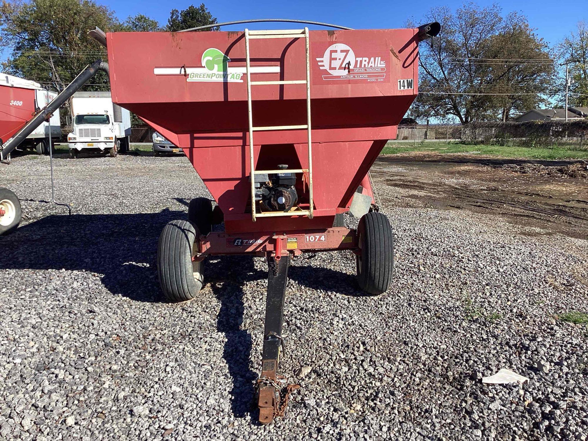 E-Z Trail 3400 Gravity Wagon with Honda EX27 9HP Gas Engine