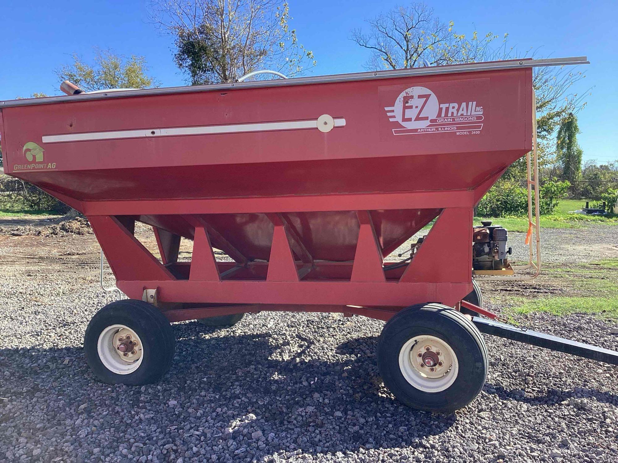 E-Z Trail 3400 Gravity Wagon with Honda EX27 9HP Gas Engine