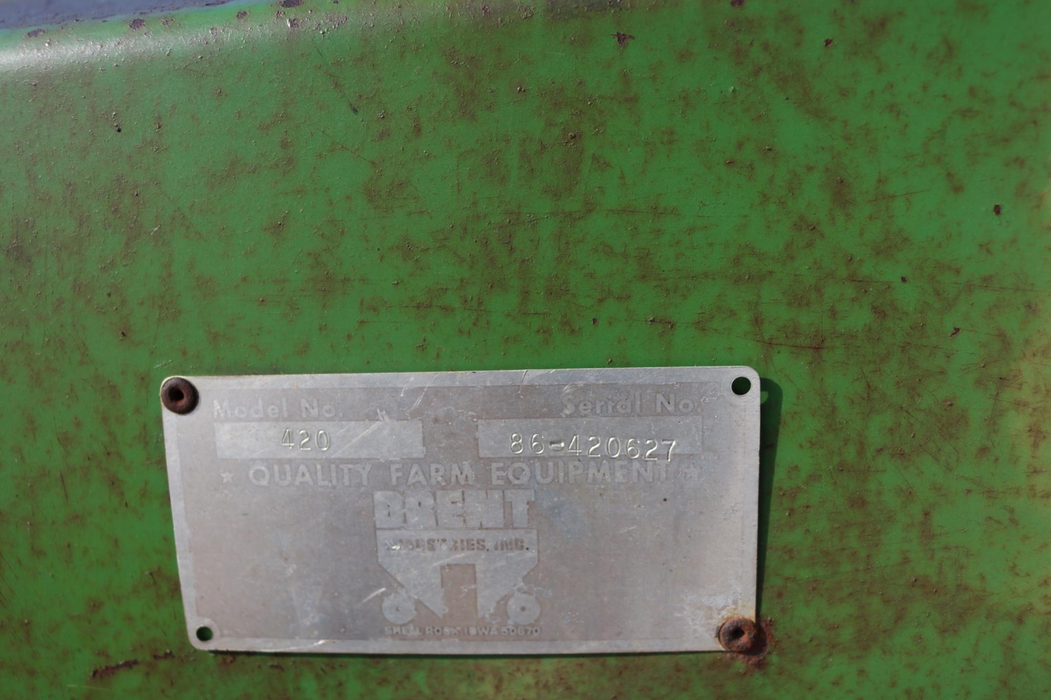 Brent 420 Grain Cart  420 Bushel Capacity  540 PTO  Field-Ready