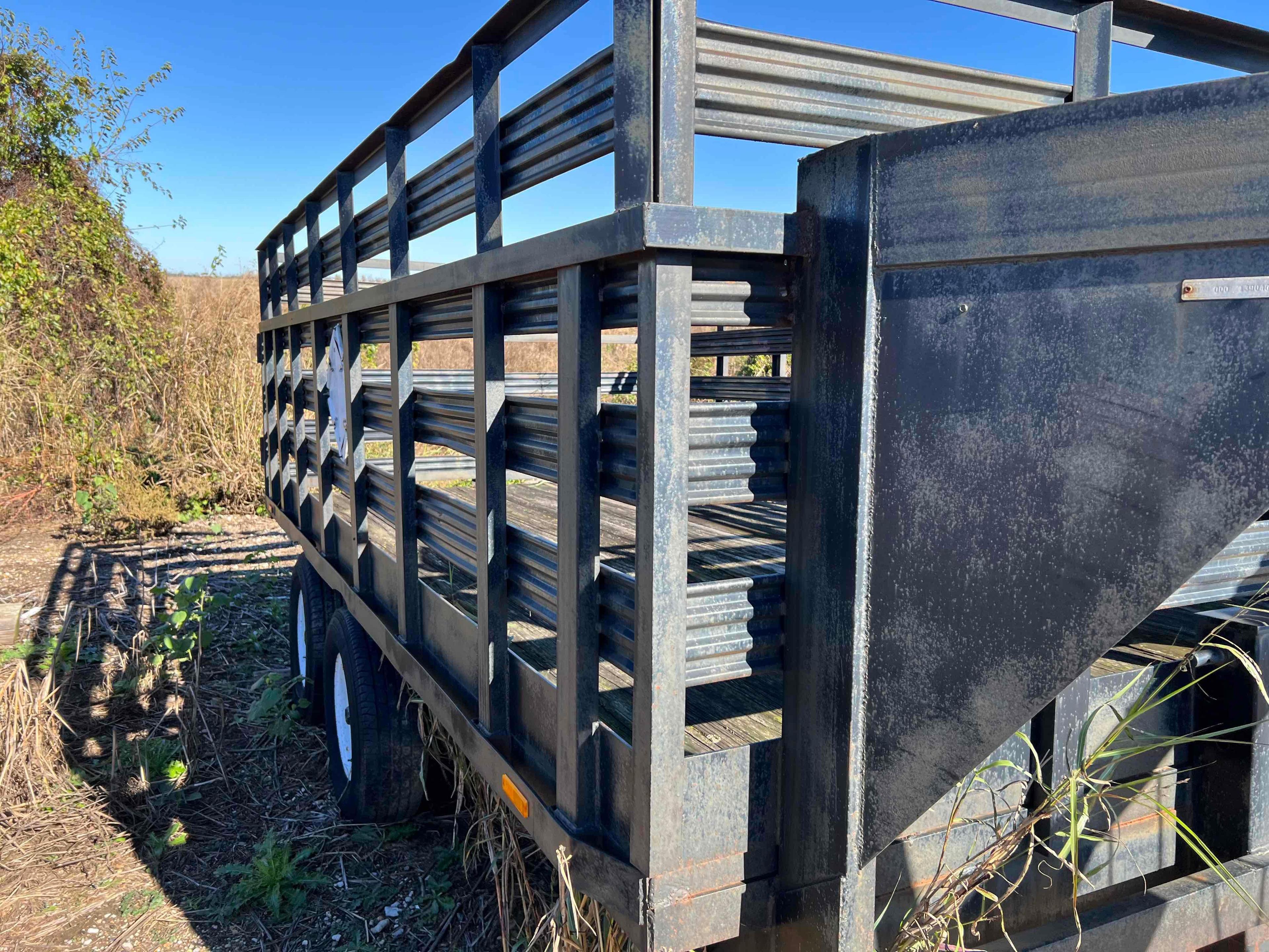 Fifth wheel multi use trailer.
